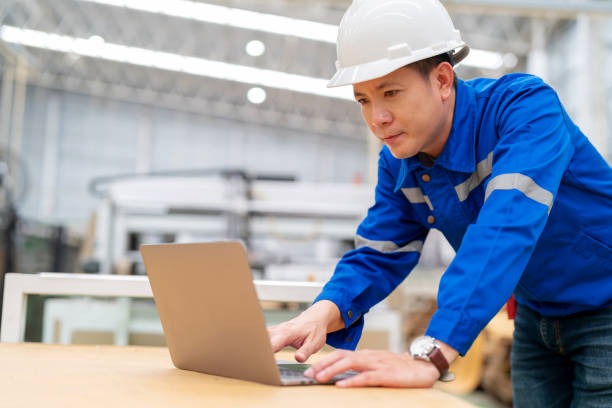 How Real-Time Tracking Is Revolutionizing Freight Forwarding to Canada